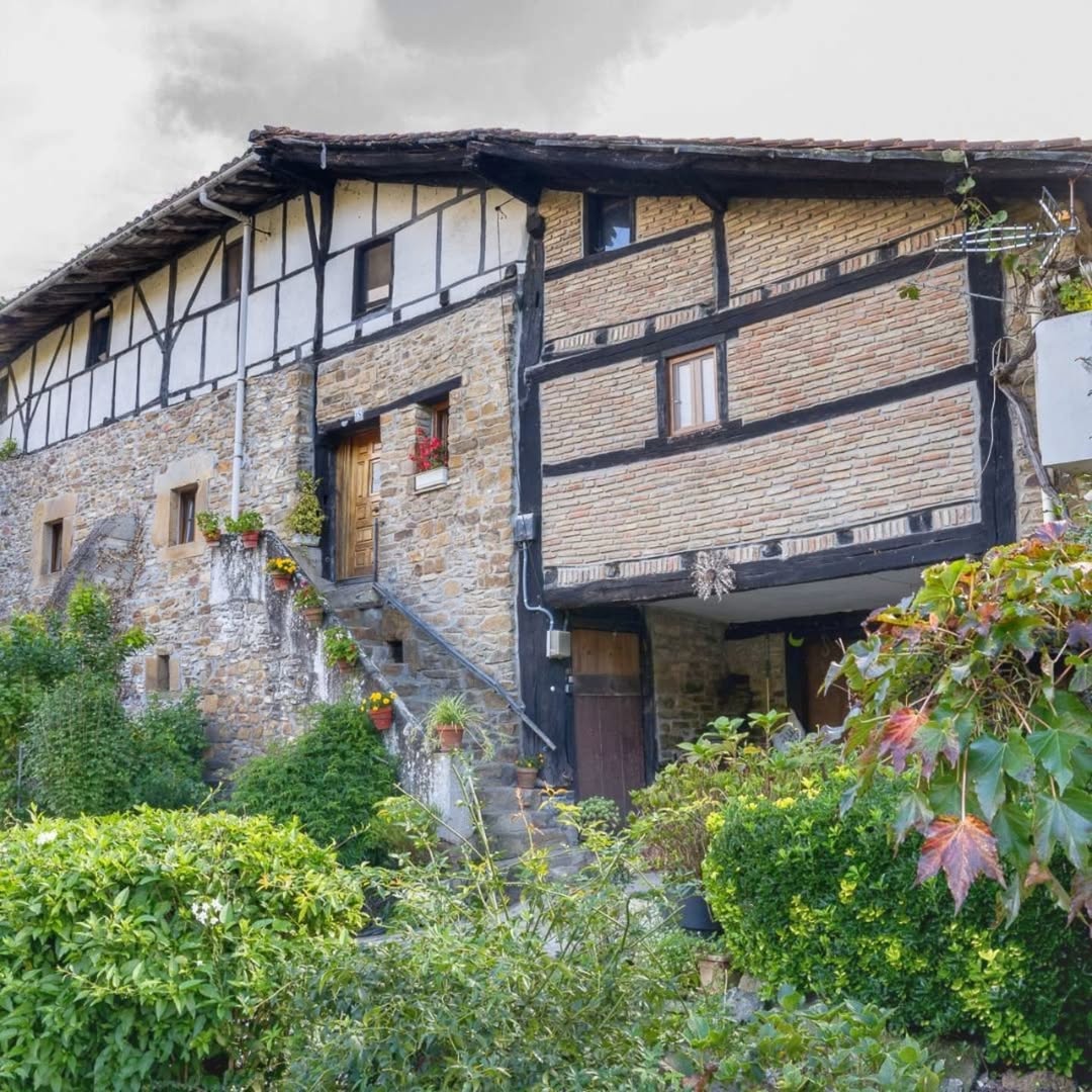 VisitBiscay (@visitbiscay) on Twitter photo Conoce #Gordexola y su arquitectura que te llevará al pasado 👀
Get to know Gordexola and its architecture that will take you back in time!
Ezagutu Gordexola, iraganera eramango zaituen arkitektura duen herrixka 💯
📸 <a href="/visitenkarterri/">#VisitEnkarterri</a> Conoce #Gordexola y su arquitectura que te llevará al pasado 👀
Get to know Gordexola and its architecture that will take you back in time!
Ezagutu Gordexola, iraganera eramango zaituen arkitektura duen herrixka 💯
📸 <a href="/visitenkarterri/">#VisitEnkarterri</a>