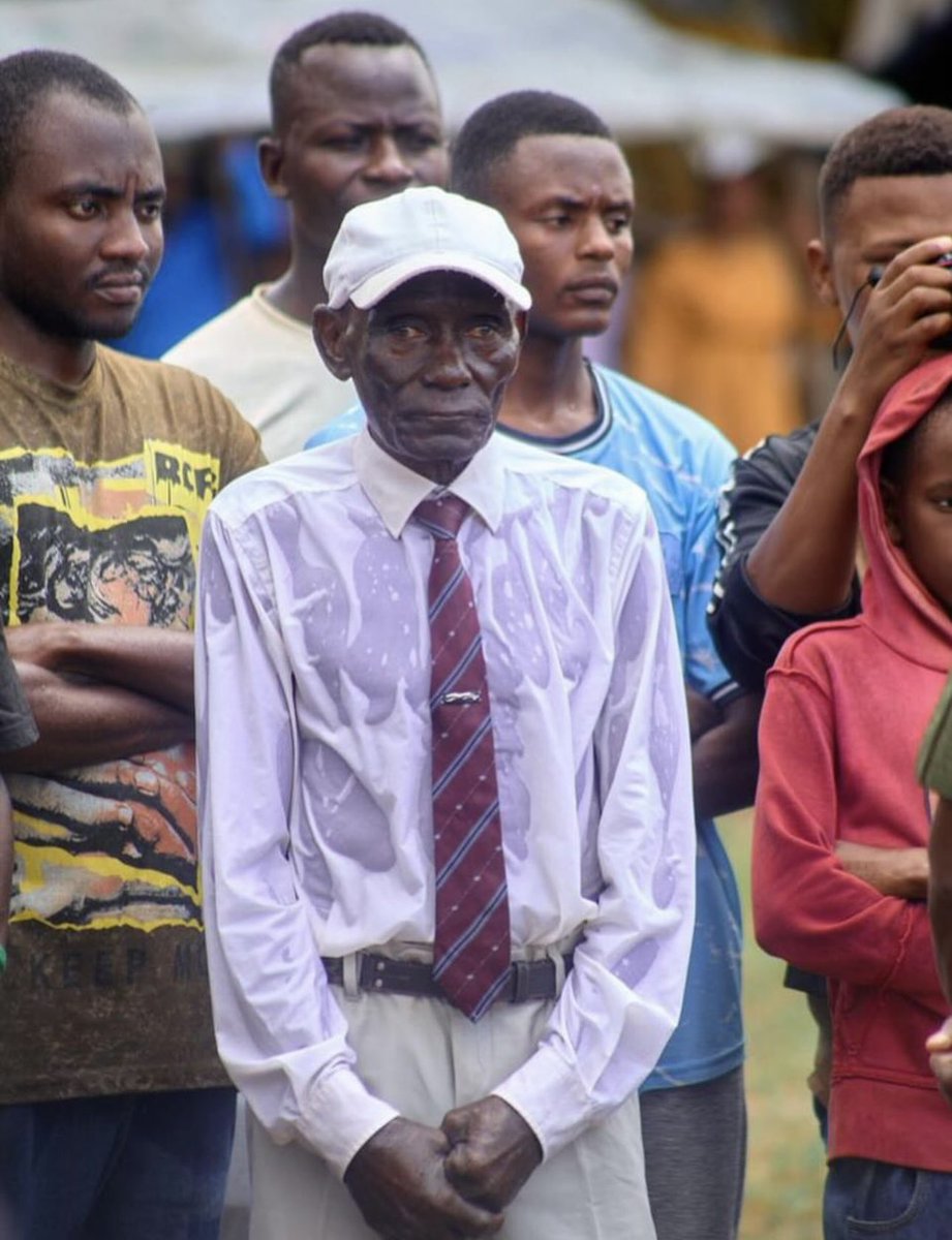 Sirjeff_D's tweet photo. Kila mara kabla sijanawa mikono kula, naangalia kwanza hii picha.

#NoReforms
#NoElection https://t.co/wkFDJZsMOA