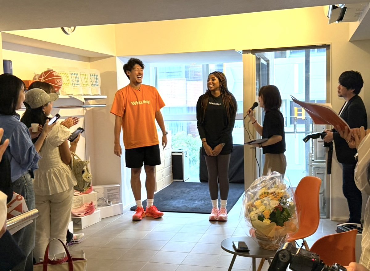 ✨WeLLKey Plus GRAND OPEN✨
株式会社ジェリービーンズグループプロバスケ選手・長谷川恵一が共同運営するパーソナルジム『WeLLKey Plus』が、先日ついに麻布十番にオープン！🎉
初日には華やかなオープニングレセプションを開催し、多くの関係者・ゲストの皆さまにお越しいただきました❗️