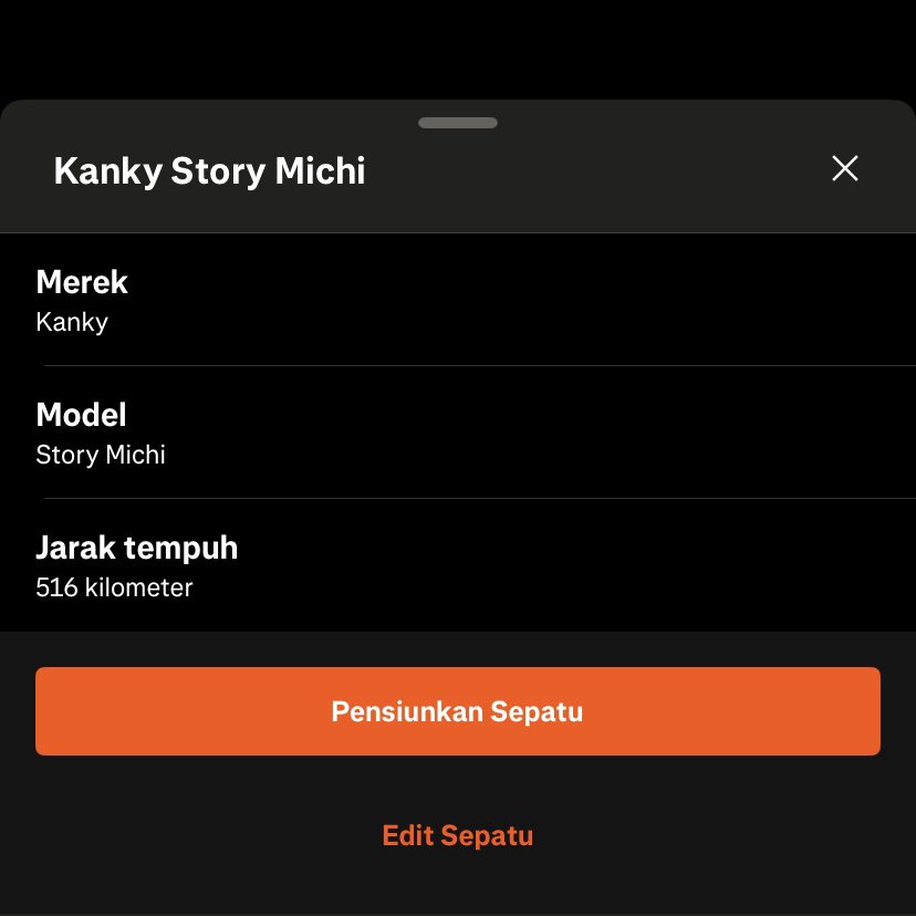 panqetsu's tweet photo. Jujur ini sepatu enak banget, cocok banget di kaki gw
Terinspirasi dari sepatu apa ini dok? Adakah sepatu brand lain yg mirip2 sama ini performanya? @tirta_cipeng https://t.co/d5gRtMCbCe