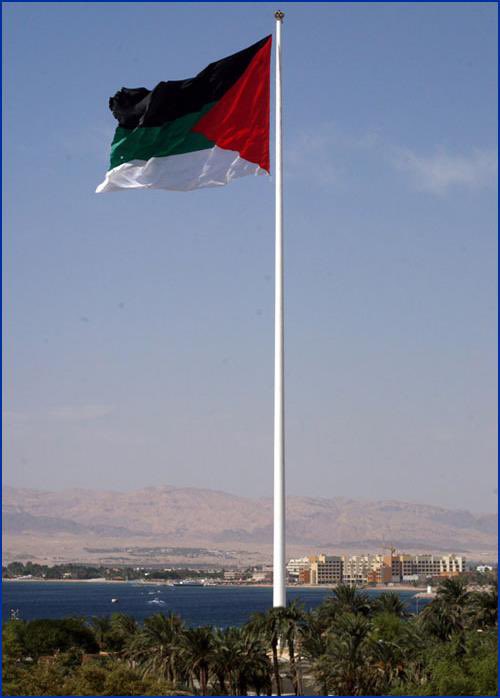 في ذكرى الثورة العربية الكبرى وعيد الجلوس الملكي السادس والعشرين ويوم الجيش، كل عام والاردن وسيد البلاد، قائد المسيرة ومجدد نهضة الأمة، ونشامى الجيش العربي رمز العزة والفداء، والشعب الاردني الوفي بألف خير

حفظ الله الأردن.

#الاردن 
#ذكرى_الثورة_العربية_الكبرى