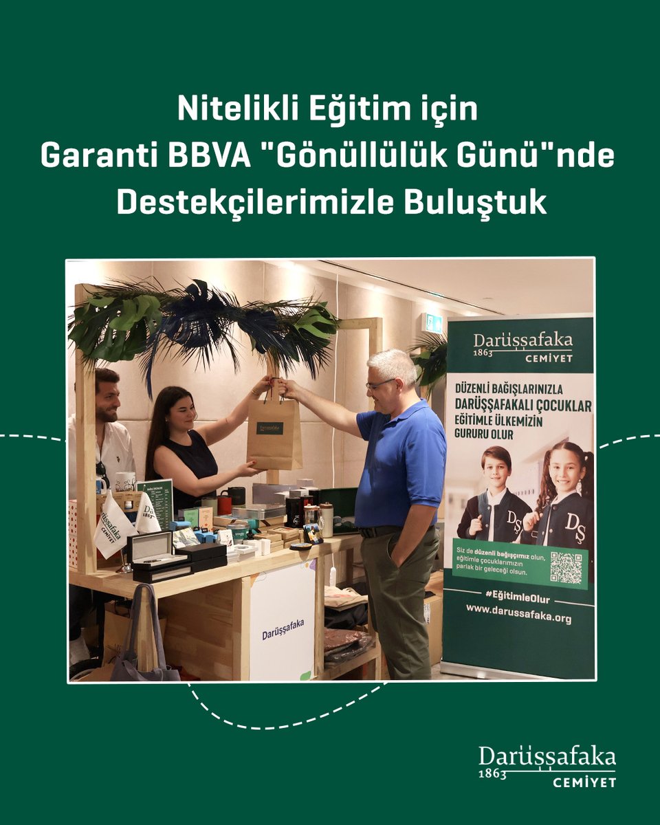 Yarınlarımızı aydınlatma yolculuğumuzda nitelikli eğitime kaynak yaratmak amacıyla Türkiye’nin önde gelen kurumlarında destekçilerimizle buluşan ekibimiz, Garanti BBVA “Gönüllülük Günü”nde banka çalışanlarıyla bir araya geldi.

Öğrencilerimizin çizimleriyle tasarlanan