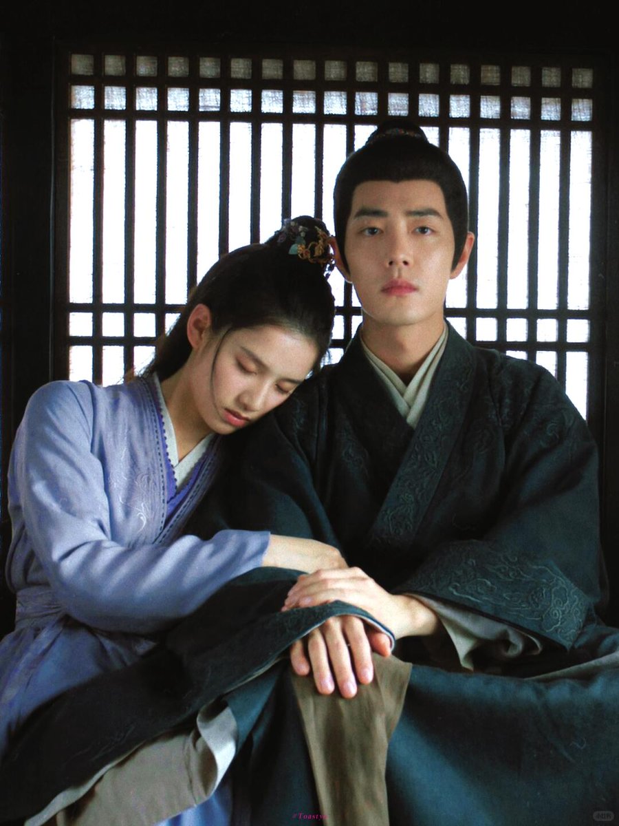 อ้านถูดูแลตัวเองเก่งจริง แต่ตอนอยู่กับจั้งไห่จะบอบบางมาก จูงมือเดิน ประคองนั่งบ้าง ทั้ง ๆที่อั้นถูเนี่ยกระโดดเตะคนตายยังได้ แต่ความอยากอ้อนอยากให้เขาดูแลก็ต้องอ่อนแอบ้างให้เขาได้เป็นผู้นำบ้าง 😁  #ตำนานจั้งไห่ #LegendofZangHai​ #จางจิ้งอี๋​ #Zhangjingyi