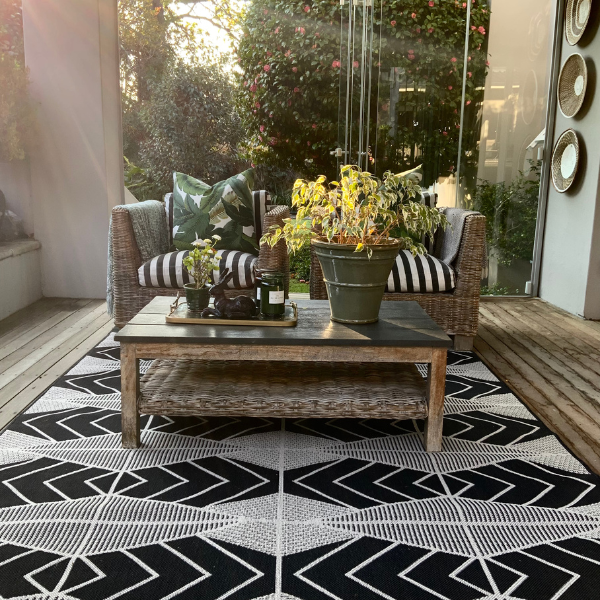 AirloomDecor's tweet photo. Our Annual Winter RUG SALE🔥 is NOW ON! - https://t.co/geKOWwRkbi https://t.co/Da1AHhRWEX