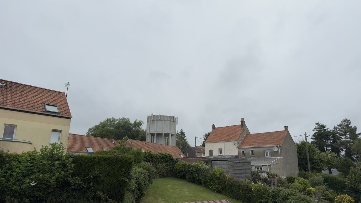 Clement87270's tweet image. Vent et bruine ce matin dans le Pas-de-Calais (Samer) #pluie #vent @lachainemeteo @MeteoExpress