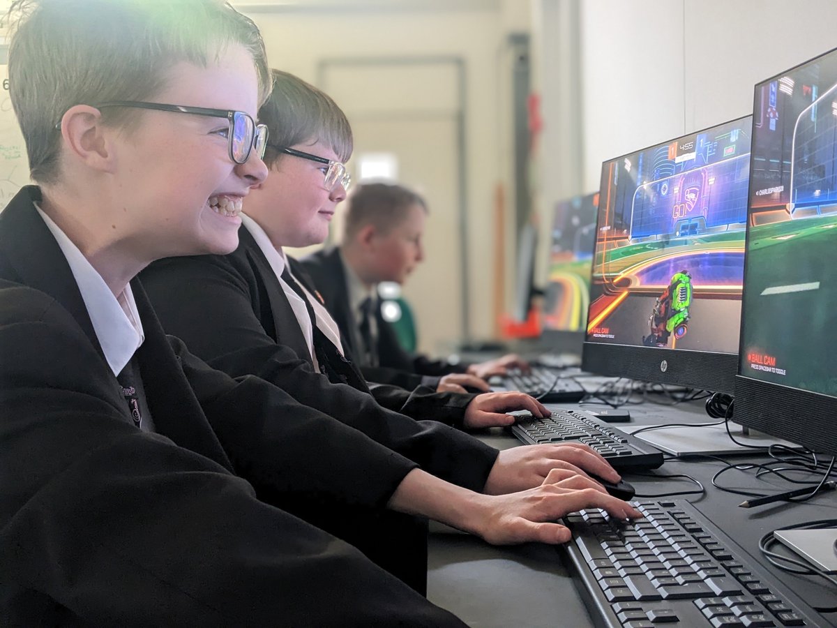 DurringtonHigh's tweet image. E Sports club is currently gaming on Rocket League and League of Legends. All the students are developing their teamwork as well as their skills in the game to be able to compete against other schools.

“We have lots of fun in this club.” Eli

#DHSComputing #DHSClubs