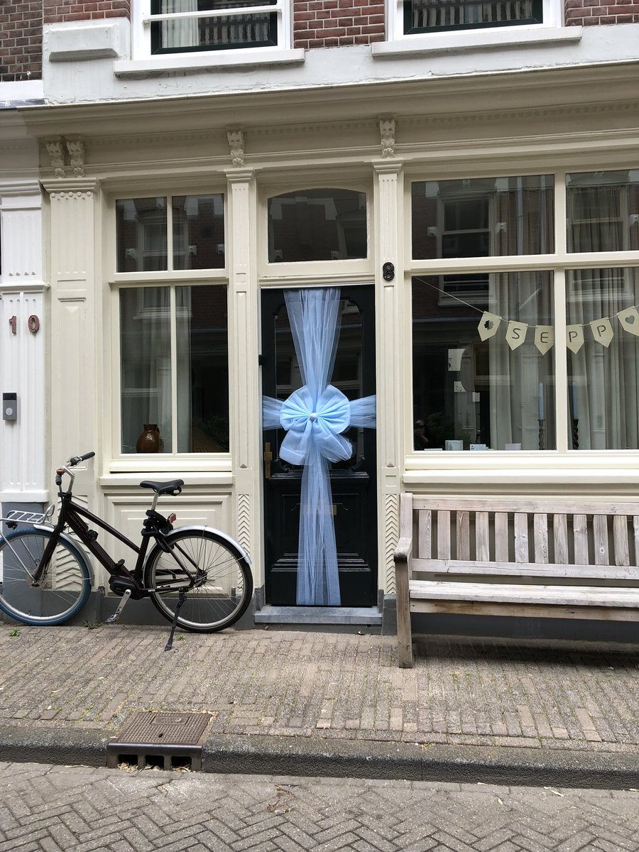 MonicaKeyzer's tweet photo. 🎀
Sepp.
#TypischAmsterdam Goudsbloemstraat - Amsterdam.
#deur #geboren https://t.co/PYCkWEvVne