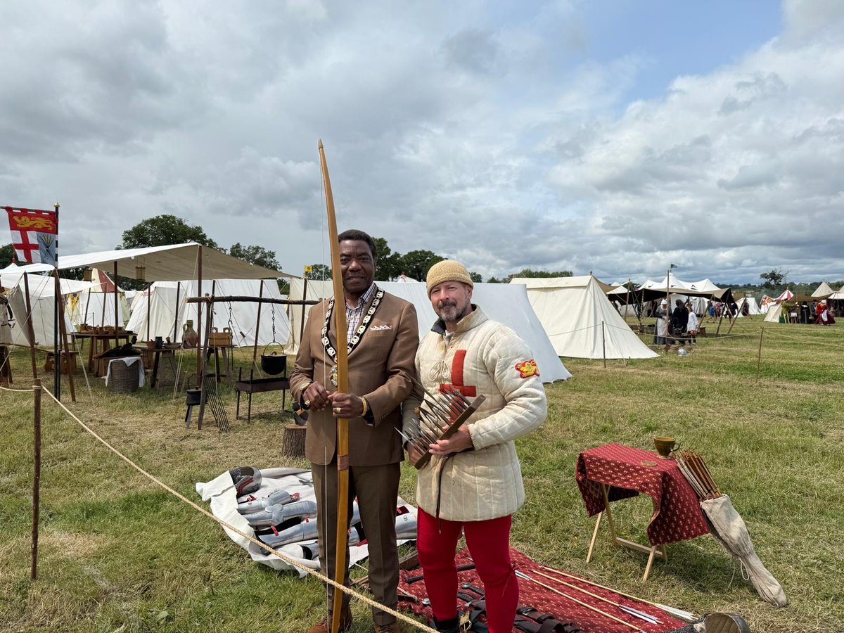 Delighted to be part of Barnet Medieval Festival at the weekend. A vibrant, action-packed, community history festival commemorating the Battle of Barnet.