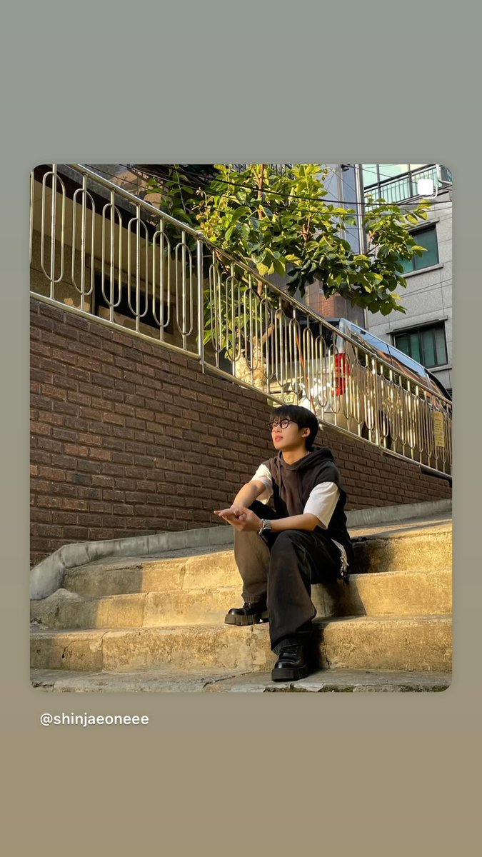 ubi2_'s tweet photo. 250610 인스타 스토리

#신재원 #SHINJAEWON https://t.co/mnx9a7bfPc