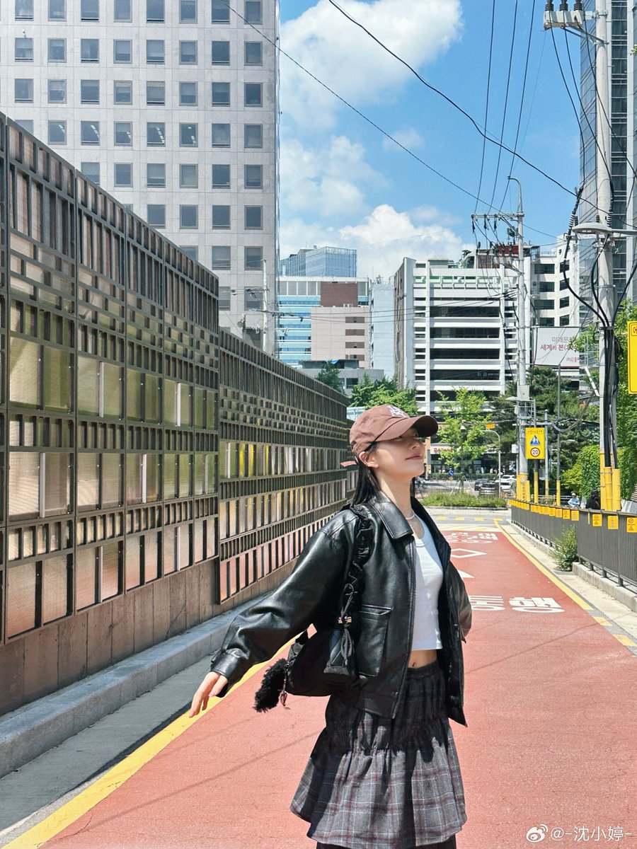 250610 #샤오팅 웨이보 " ☁️ "