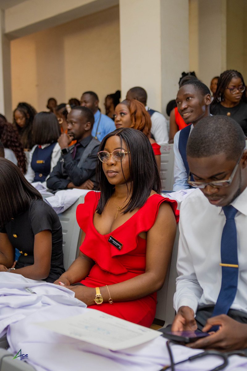 mwamba_x's tweet photo. 02-06-2025
Inducted into the noble profession along side my bestie ☺️❤️ https://t.co/Yv31jTOsJl