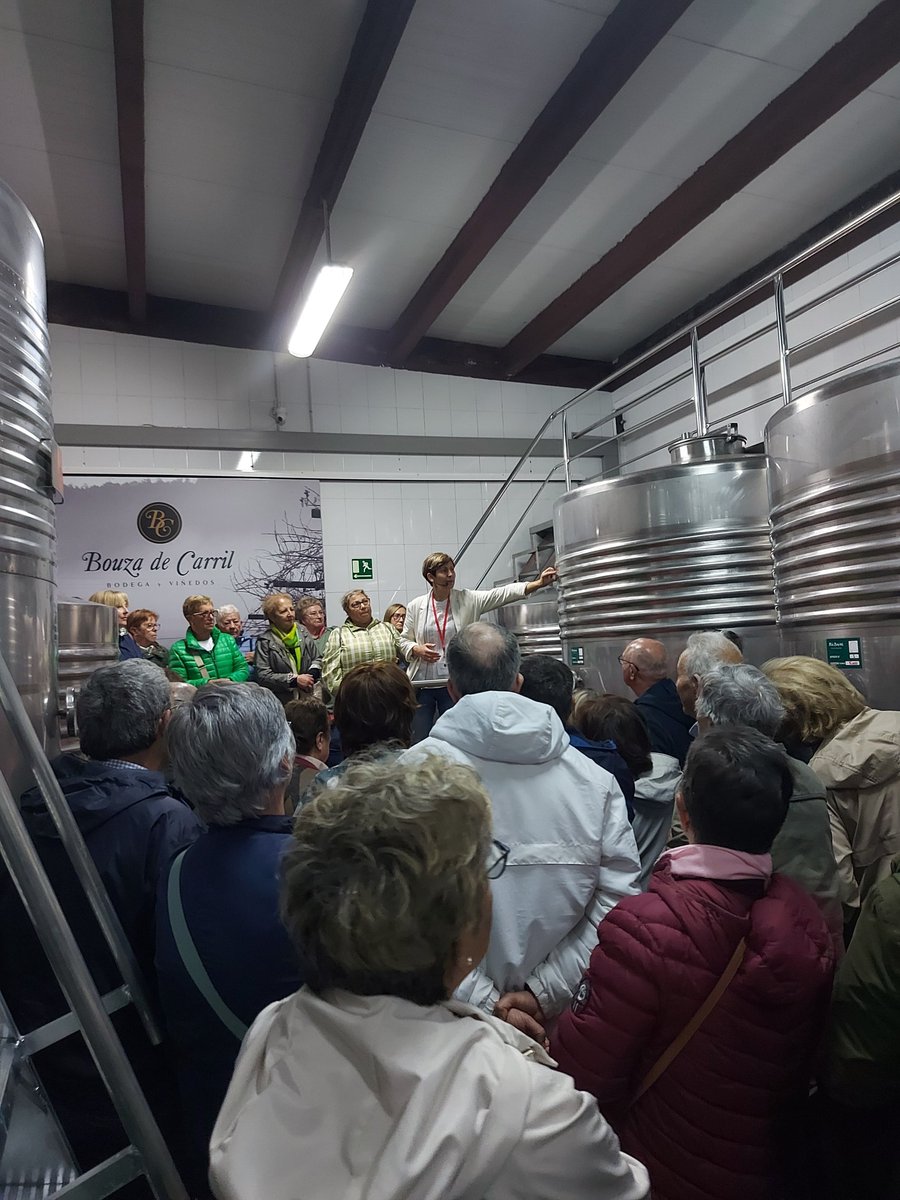 AGADEA Alzheimer (@agadealzheimer) on Twitter photo 🌿 #CamiñoDeLembranzas en O Salnés
🗓 5 de xuño de 2025
O noso grupo de Envellecemento Activo visitou Cambados, percorreu as rúas do Grove, embarcou rumbo á Toxa tivemos visita a adega e xantar no Pazo de Lis, grazas á colaboración da <a href="/depo_es/">Deputación Pontevedra</a>
agadea.org/2025/06/camino… 🌿 #CamiñoDeLembranzas en O Salnés
🗓 5 de xuño de 2025
O noso grupo de Envellecemento Activo visitou Cambados, percorreu as rúas do Grove, embarcou rumbo á Toxa tivemos visita a adega e xantar no Pazo de Lis, grazas á colaboración da <a href="/depo_es/">Deputación Pontevedra</a>
agadea.org/2025/06/camino…