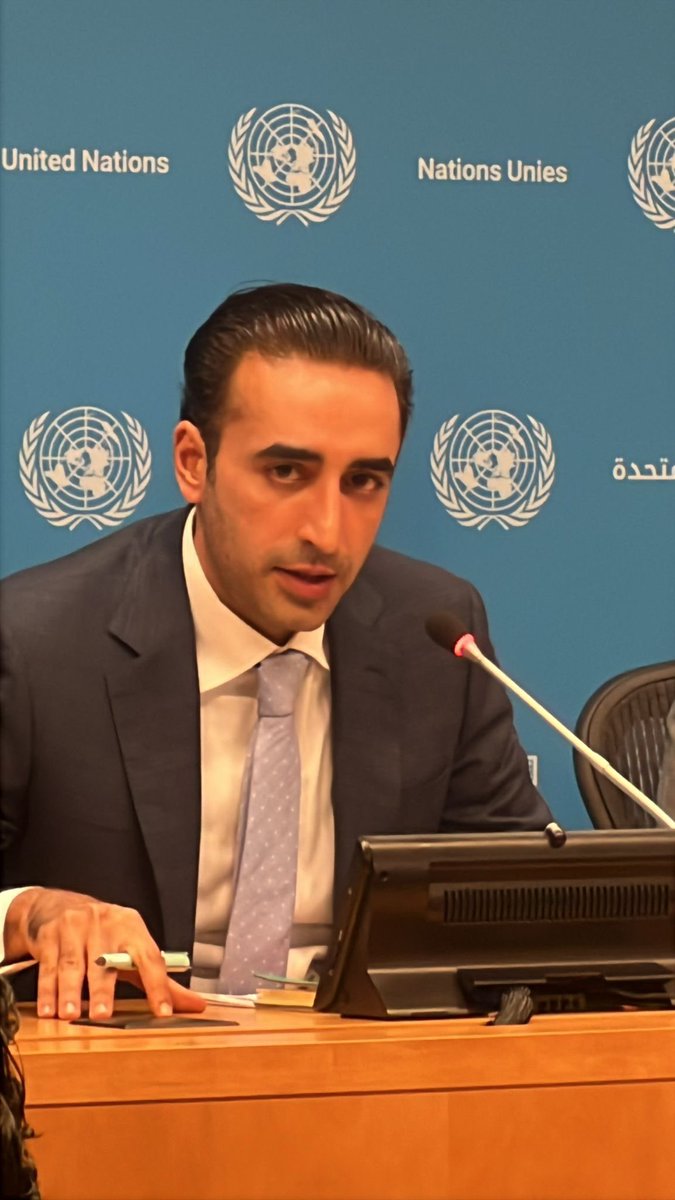 وطن کی مٹی گواہ رہنا
جب وطن عید منا رہا تھا،
تب ایک بیٹا،
پاکستان کا مقدمہ دنیا سے لڑ رہا تھا۔
#Pakistan4Peace

<a href="/BBhuttoZardari/">Bilawal Bhutto Zardari</a>