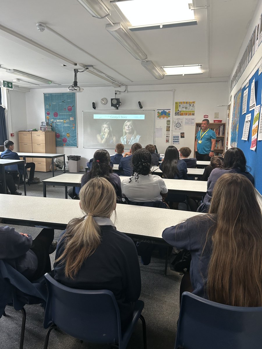 Furze Platt School tweet media