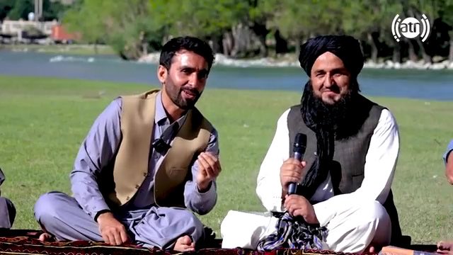 پنجشیر در مسیر فرهنگ 

نصرالله ملک‌زاده و حفیظ امیری، دو چهره‌ی فرهیخته و خدمت‌گزار، نماد روشنی‌اند از پیوند فرهنگ و رسانه؛ یکی با قلم و تدبیر، دیگری با تصویر و صدا، روایت‌گر زیبایی‌ها و افتخارات پنجشیرند. همراهی‌شان مایه‌ دلگرمی و افتخار است.