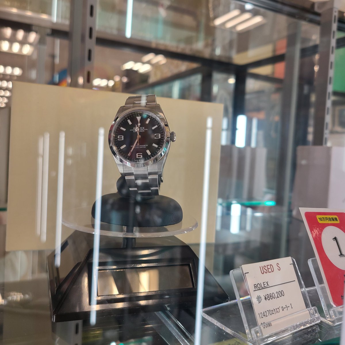 ロレックスのラインナップが変わりました！ 1.ROLEX 124270