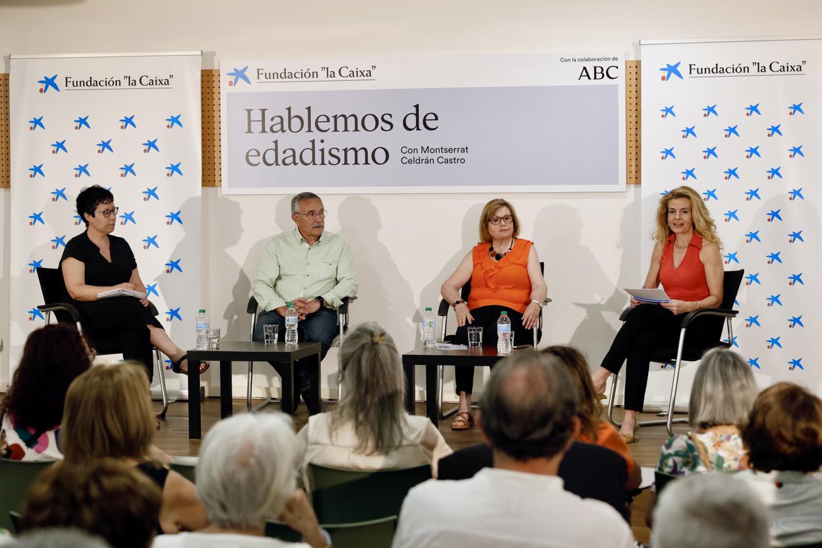 En este foro de #ABC y Fundación "la Caixa", que tuve la suerte de moderar, dimos voz a las personas #mayores que, "en plena metamorfosis", demandan que no sean discriminadas por su edad y se les ofrezcan nuevas posibilidades de seguir activas y aportar a la sociedad.