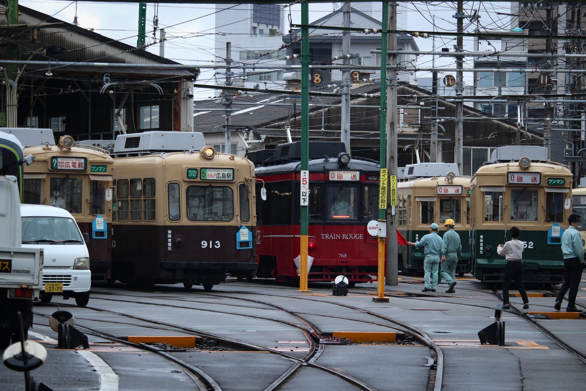 近鉄】9820系EH28へ大阪・関西万博ラッピングが取り付け |2nd