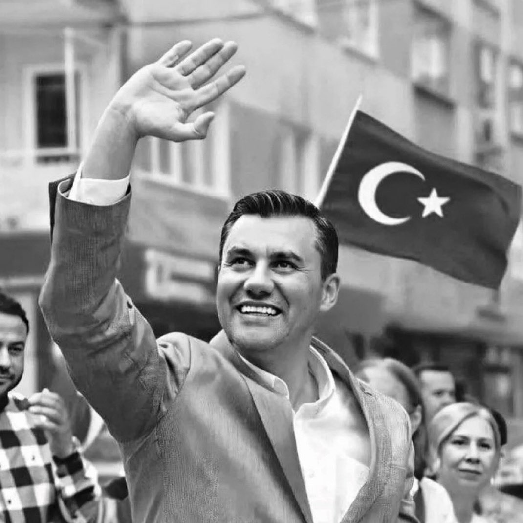 Gençliği ve enerjisiyle nice hizmetler verebilecekti. Huzur içinde uyusun. #FerdiZeyrek