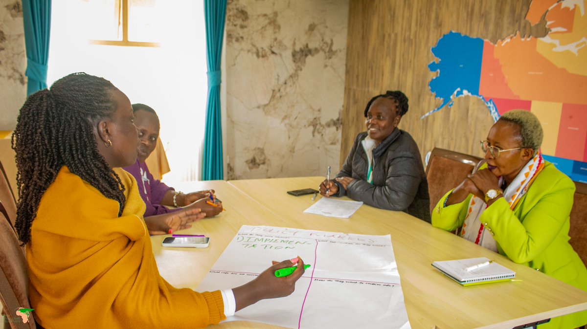 GreenBeltMovmnt's tweet image. 📣 Last week, #TeamGBM joined a powerful Communications Workshop hosted by Mali Asili.

From storytelling to strategy, we delved in practical ways to strengthen our visibility, reflect on Prof. Wangari Maathai’s legacy &amp;amp; build comms that connect impact to purpose
#CommsForChange