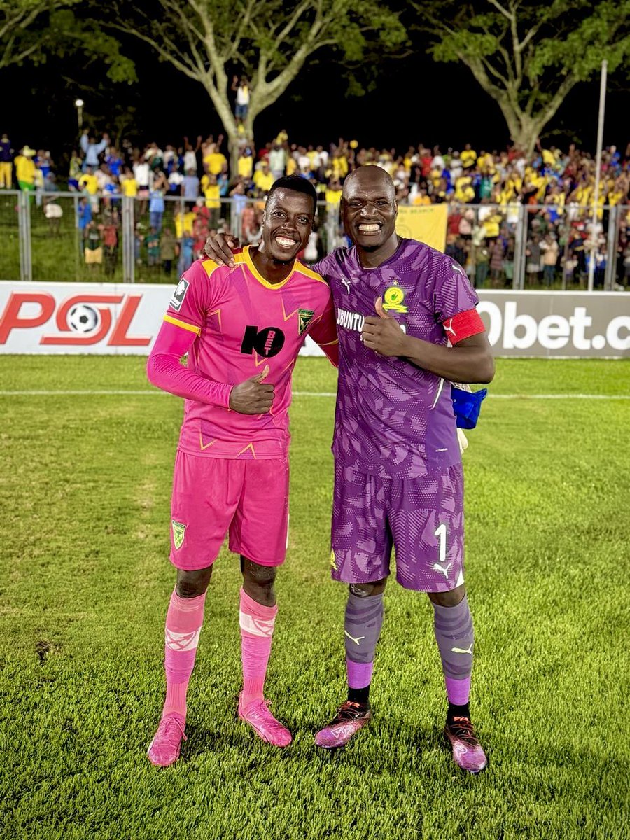 masindeonyango's tweet image. All will be well Bruv, @watengaisima ❤️

I wish you quick and speedy recovery. 🙏🏿