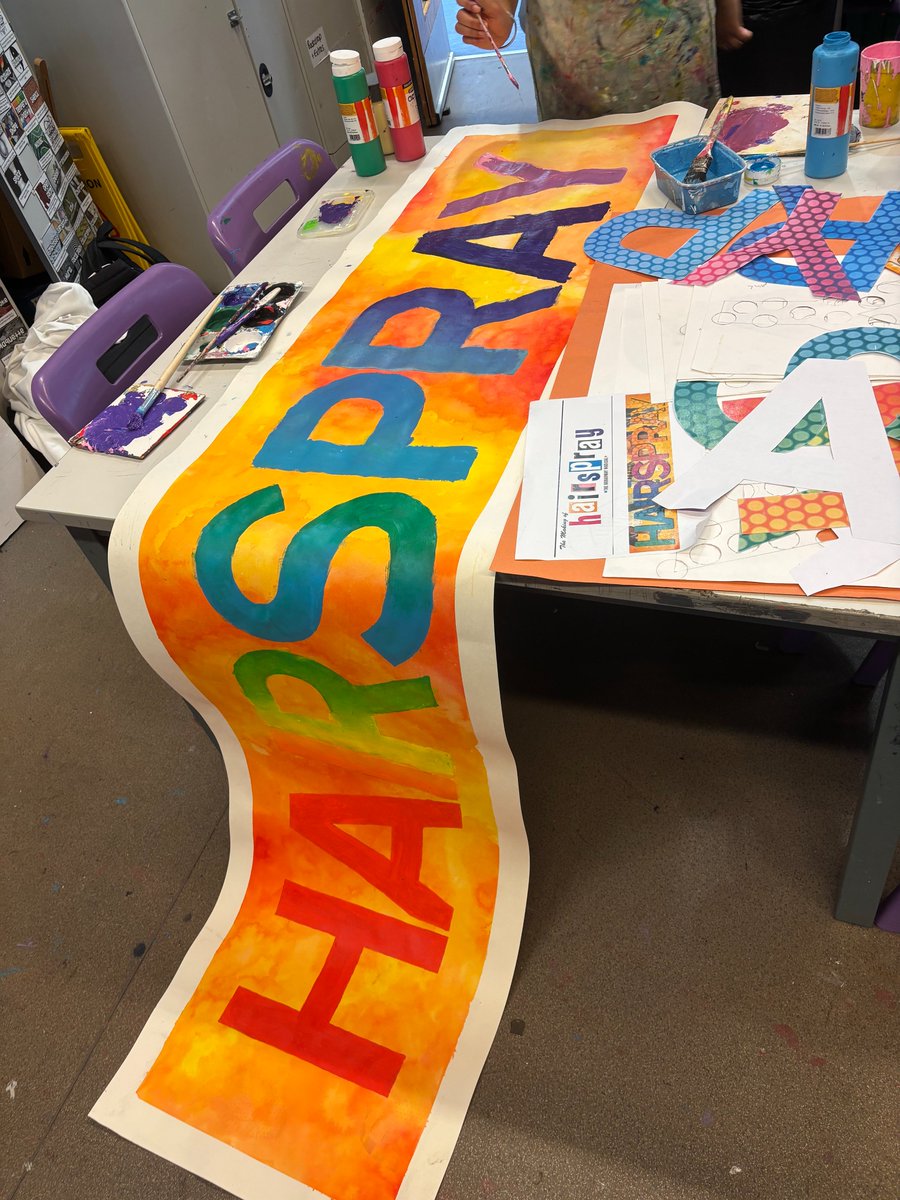 COREArenaAcad's tweet photo. Our Performing Arts students are hard at work preparing the set for our upcoming Hairspray Production. It is looking incredible already! #COREcollaboration #COREopportunity #CORErespect #COREexcellence https://t.co/JufyDuOSF7