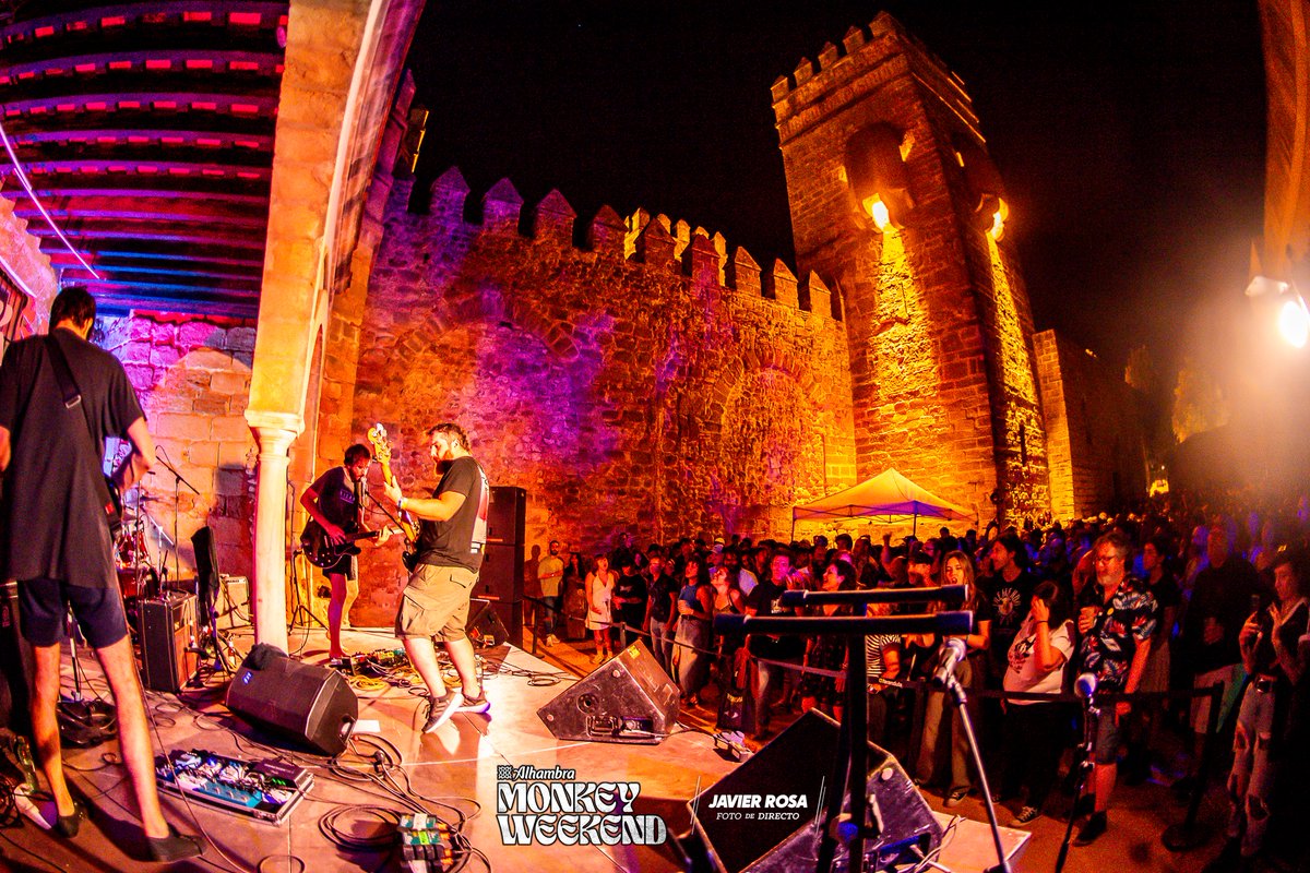 TurismoElPuerto's tweet photo. Éste fin de semana llega a #ElPuerto el #MonkeyWeekend, del 13 al 15 de junio, disfruta de los mejores conciertos y bandas 🐒🙊👨🎤🎷🎸🎙️
🔗 Info, entradas y horarios en https://t.co/38iBXX6lH1
📸 Javier Rosa https://t.co/yzGe32YqC2