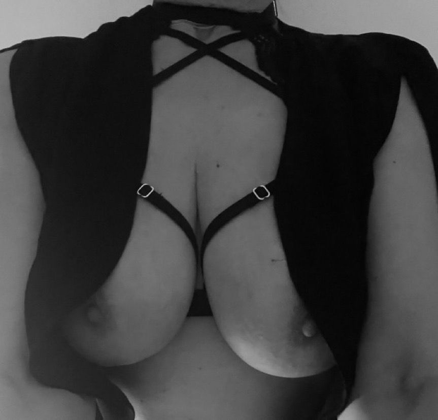 KingsMedia (@k1ngsmedia) on Twitter photo π Boob Thread π
Featuring: <a href="/HotAngelicaa/">Hot_Angelica</a>
Drop your best pics/vids below
Like-Repost-Follow
DM <a href="/K1ngsMedia/">KingsMedia</a> to be featured next π Boob Thread π
Featuring: <a href="/HotAngelicaa/">Hot_Angelica</a>
Drop your best pics/vids below
Like-Repost-Follow
DM <a href="/K1ngsMedia/">KingsMedia</a> to be featured next