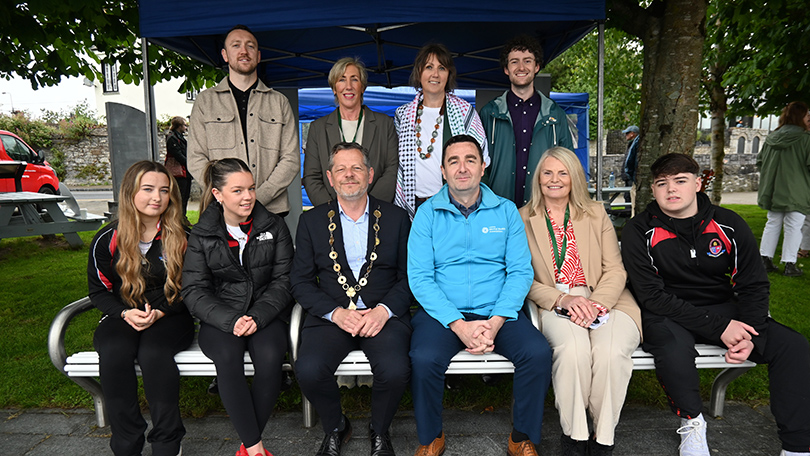 Limerick Council - Comhairle Luimnigh (@limerickcouncil) on Twitter photo Limerick Launches Buddy Bench Project to Promote Mental Health, Inclusion, and Community Connection
Read More: limerick.ie/council/newsro…
#LimerickEdgeEmbrace #Limerick <a href="/LimerickMHA/">Limerick Mental Health Association</a> <a href="/Mayor_Limerick/">Mayor of Limerick</a> Limerick Launches Buddy Bench Project to Promote Mental Health, Inclusion, and Community Connection
Read More: limerick.ie/council/newsro…
#LimerickEdgeEmbrace #Limerick <a href="/LimerickMHA/">Limerick Mental Health Association</a> <a href="/Mayor_Limerick/">Mayor of Limerick</a>