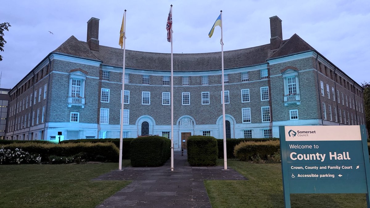 Yesterday we marked the start of #Carers week by sharing a heartfelt poem written and read by Somerset resident and previous unpaid carer, Alison Birket. You can listen to it here 👉 orlo.uk/QEWyf

For more on how we're supporting #CarersWeek 👉 orlo.uk/6poaz