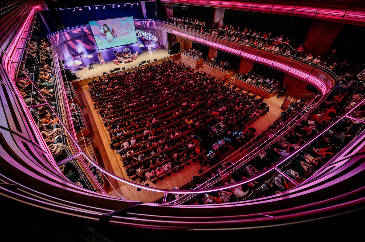 #Atomicon25 looking epic in this awesome shot by Jay Dawson.