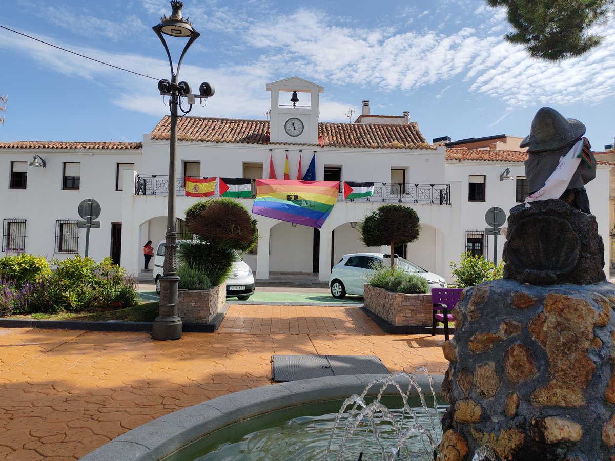 Orgulloso de mi pueblo, bastión rojo resistiendo ante los ataques de Ayuso y los suyos 😉👏🏻👏🏻
PARLA, MADRID