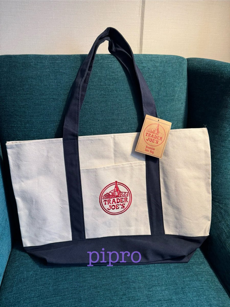 pipro_shop's tweet photo. พร้อมส่ง กระเป๋า Trader Joe’s
ใบละ 450 รวมส่งems

#พรีอเมริกา #พรีออเดอร์USA #รับหิ้วอเมริกา https://t.co/4jPT2v9nWM