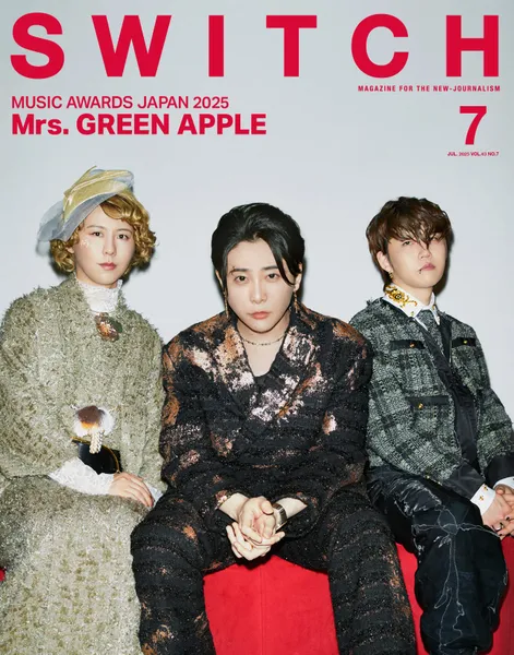 Mrs. GREEN APPLE「SWITCH」 MAJ特集号の表紙に登場 現在の心境を真摯