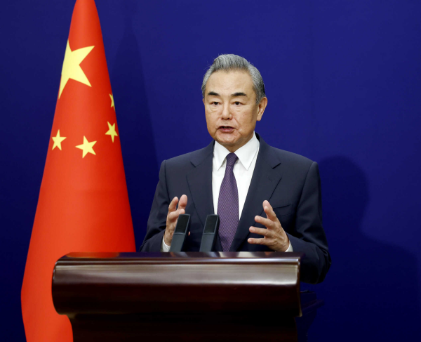 ChinaDaily's tweet image. China proposes to advance dialogue among #civilizations through safeguarding equity, facilitating exchanges and promoting progress, Foreign Minister Wang Yi said on Tuesday. bit.ly/3HAYx1F