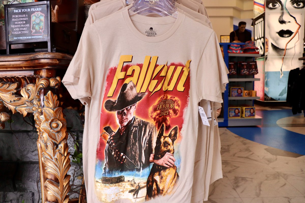 RealCupcake77's tweet image. I’m obsessed with this shirt.
Vault-Tec meets Western horror and somehow makes it fashion.
HHN 2025 Fallout merch is 🔥

#Fallout
#HalloweenHorrorNights
#HHN2025
#ThemeParkStyle
#UniversalStudios
#CupcakeFairy