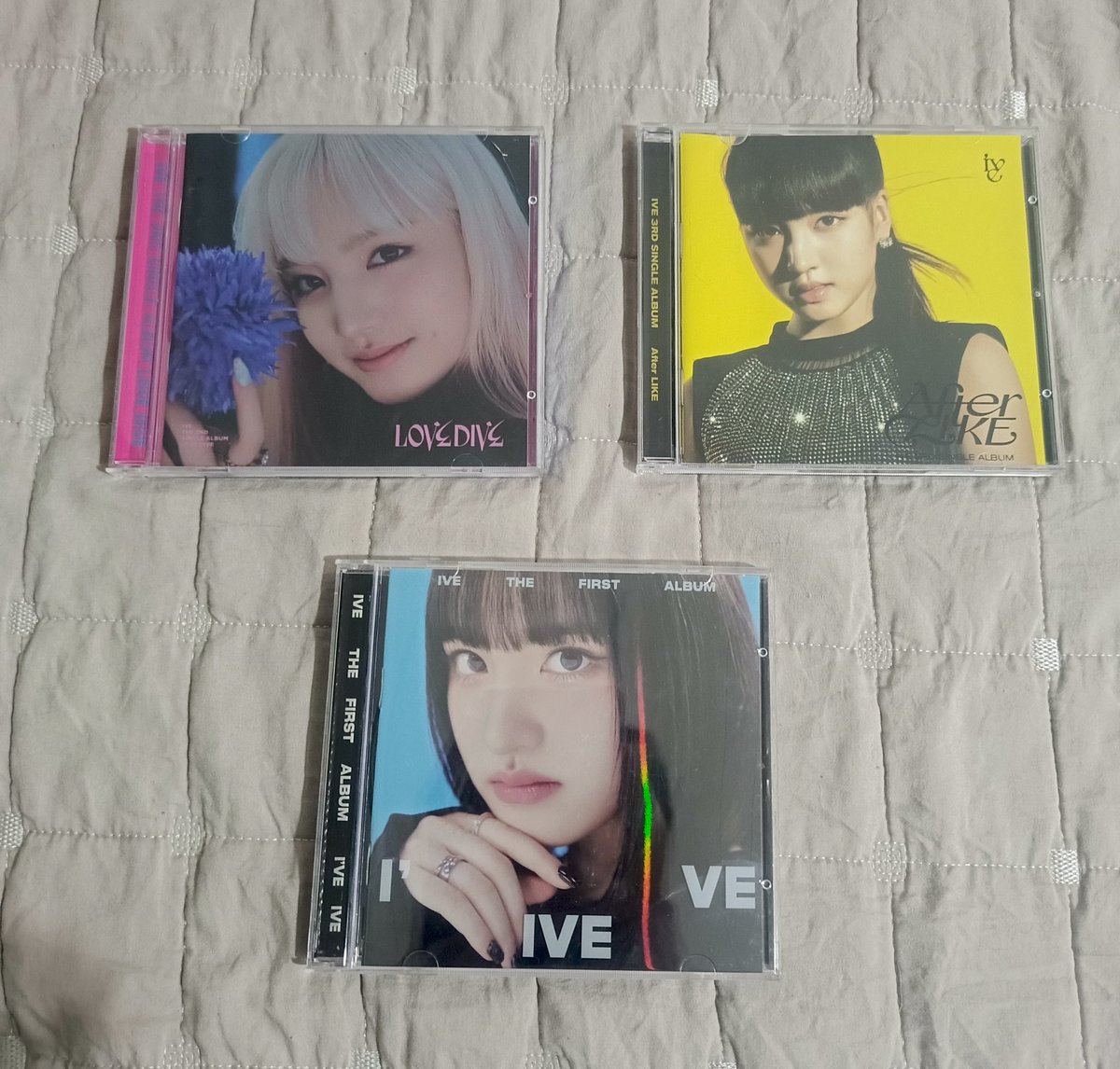 WTS LFB PH IVE LIZ Jewel case unsealed albums

🏷️ 75 pesos each
📄 Photobook, Jewel Case, CD 
✅mint condition
📍north caloocan
📦 sdd/ meet up within metro manila, flash, ggx lbc

IVE Yujin Wonyoung Leeseo Gaeul Liz Rei
LOVE DIVE After LIKE I'VE IVE