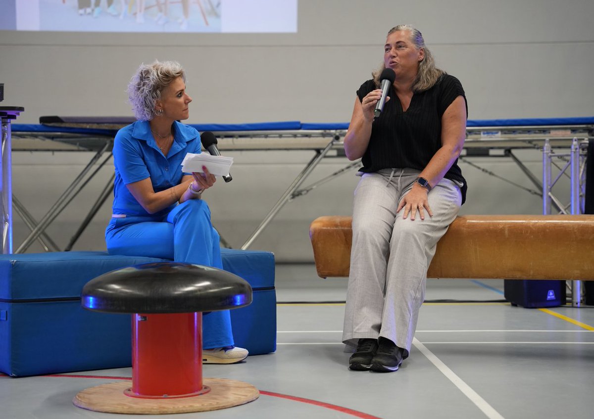 Tijdens de huldiging van de #sportkampioenen op 22 september reiken we ook de prijs Sportvrijwilliger van het jaar uit. Vorig jaar mocht Anja van Twillert deze prijs in ontvangst nemen voor haar inzet in de trampolinesport. 🏅 Wie nomineer jij dit jaar? 👉 bunschoten.nl/huldiging