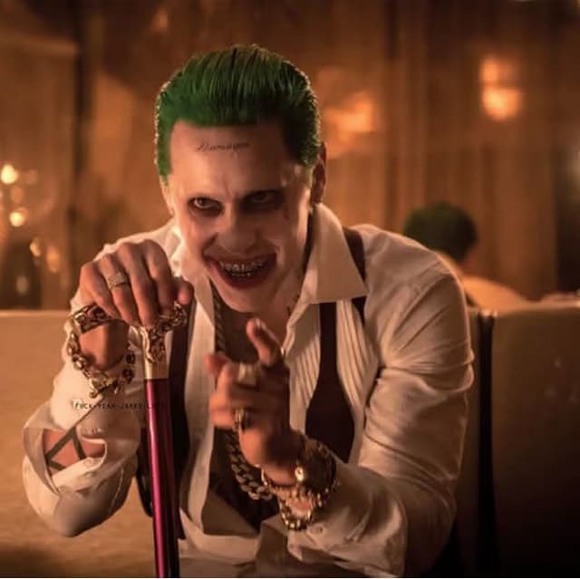 真的好喜歡這版的小丑～尤其那個笑