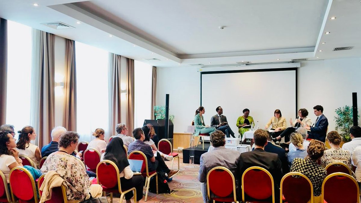 Badmaal_MFBE's tweet image. .@A_Addow , participated in a panel at the #UNOceanConference held in Nice, France. During the panel on “Addressing Market Access Challenges Faced by Small-Scale Fisheries,” he shared updates on Somalia’s progress in the fisheries sector-including the establishment of a..........