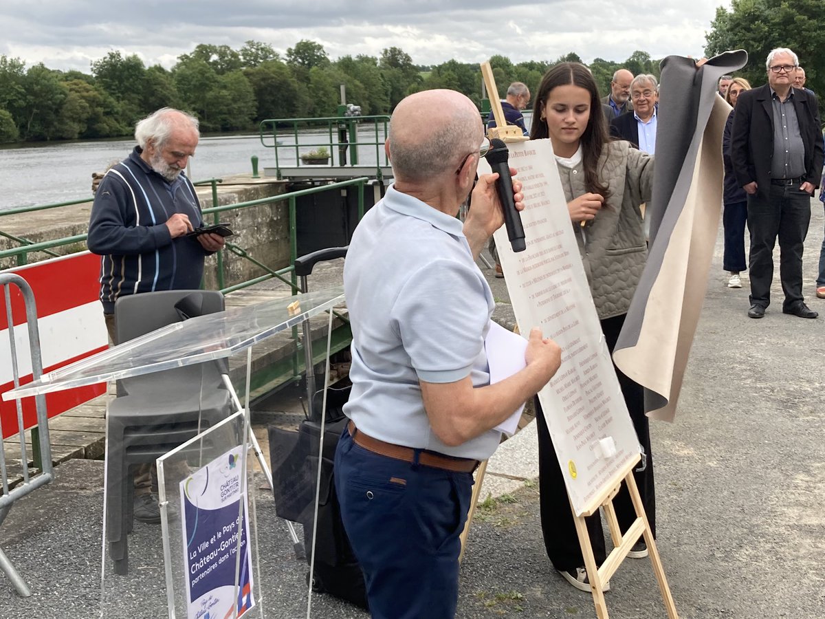 Benoît Lion (@benoitmayenne) on Twitter photo Le moulin <a href="/PetiteBavouze/">Moulin de la Petite Bavouze</a> de Ménil a fait l’objet d’un double soutien de <a href="/lamayenne/">La Mayenne, le Département</a> pour la restauration extérieure et pour accompagner l’ouverture à la visite par des contenus multimédias. C’est la reconnaissance d’un projet remarquable sur ce site marquant de la rivière 👏. Le moulin <a href="/PetiteBavouze/">Moulin de la Petite Bavouze</a> de Ménil a fait l’objet d’un double soutien de <a href="/lamayenne/">La Mayenne, le Département</a> pour la restauration extérieure et pour accompagner l’ouverture à la visite par des contenus multimédias. C’est la reconnaissance d’un projet remarquable sur ce site marquant de la rivière 👏.