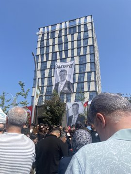 Adyxan's tweet photo. "Sen bize hakkını helal et ... 😔 Manisa'nın gönlü senden razıydı zaten. 🤲🏻🕊️ #FerdiZeyrek" https://t.co/hC2QMd8NC0