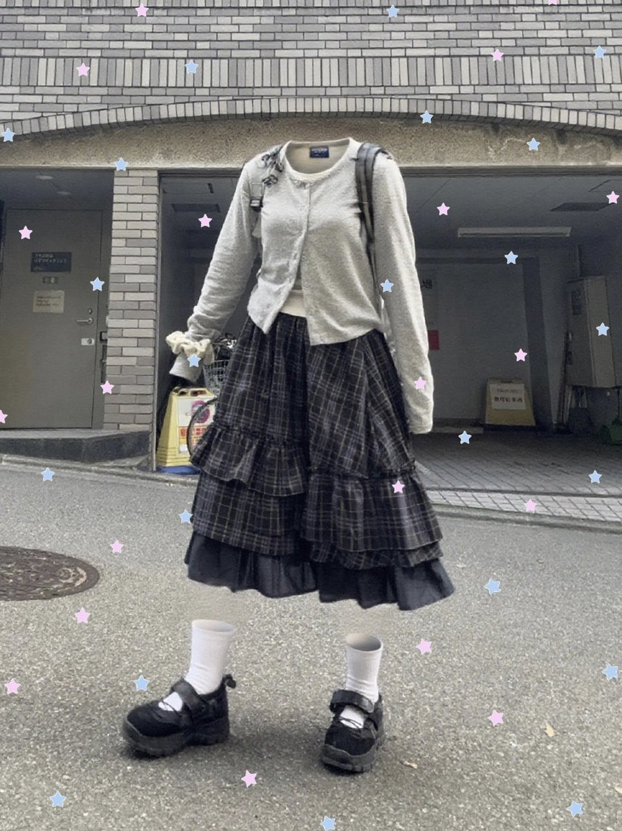 首下界隈･顔出ししたくない子へ  
ootd紹介にぴったりなおすすめ加工方法🥣
#meitu #pr