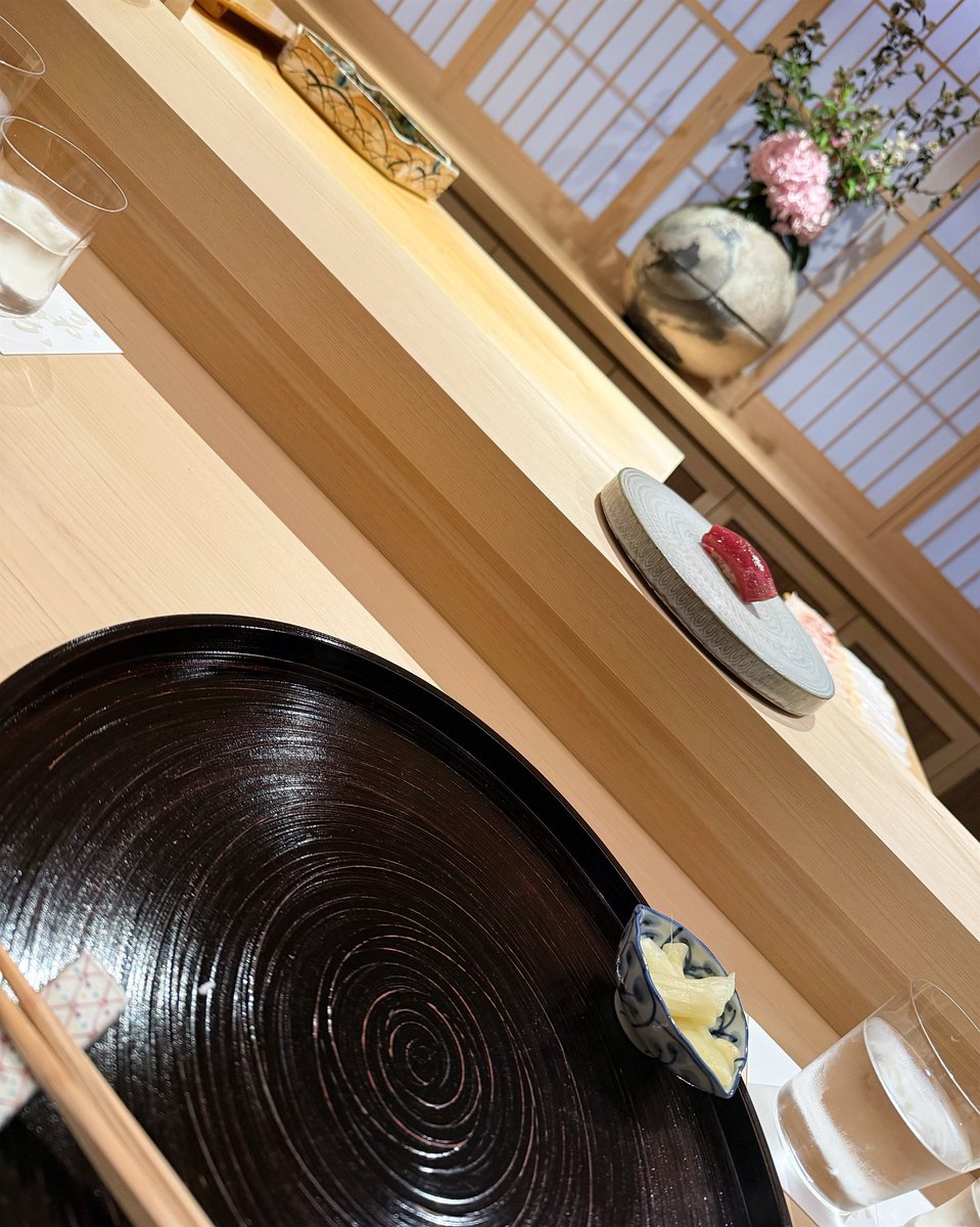A truly exquisite omakase experience at Sushi Kanesaka, with more courses than seats. We had an amazing time✨