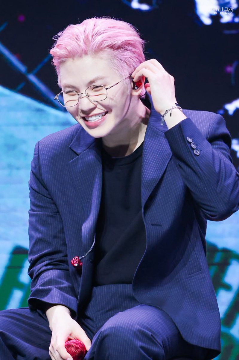 erin_carrot's tweet photo. 250608 happy burstday GV

아 왜케 귀엽지…🩷

#우지 #woozi #ウジ #세븐틴 #SEVENTEEN https://t.co/BR71qfX2p0