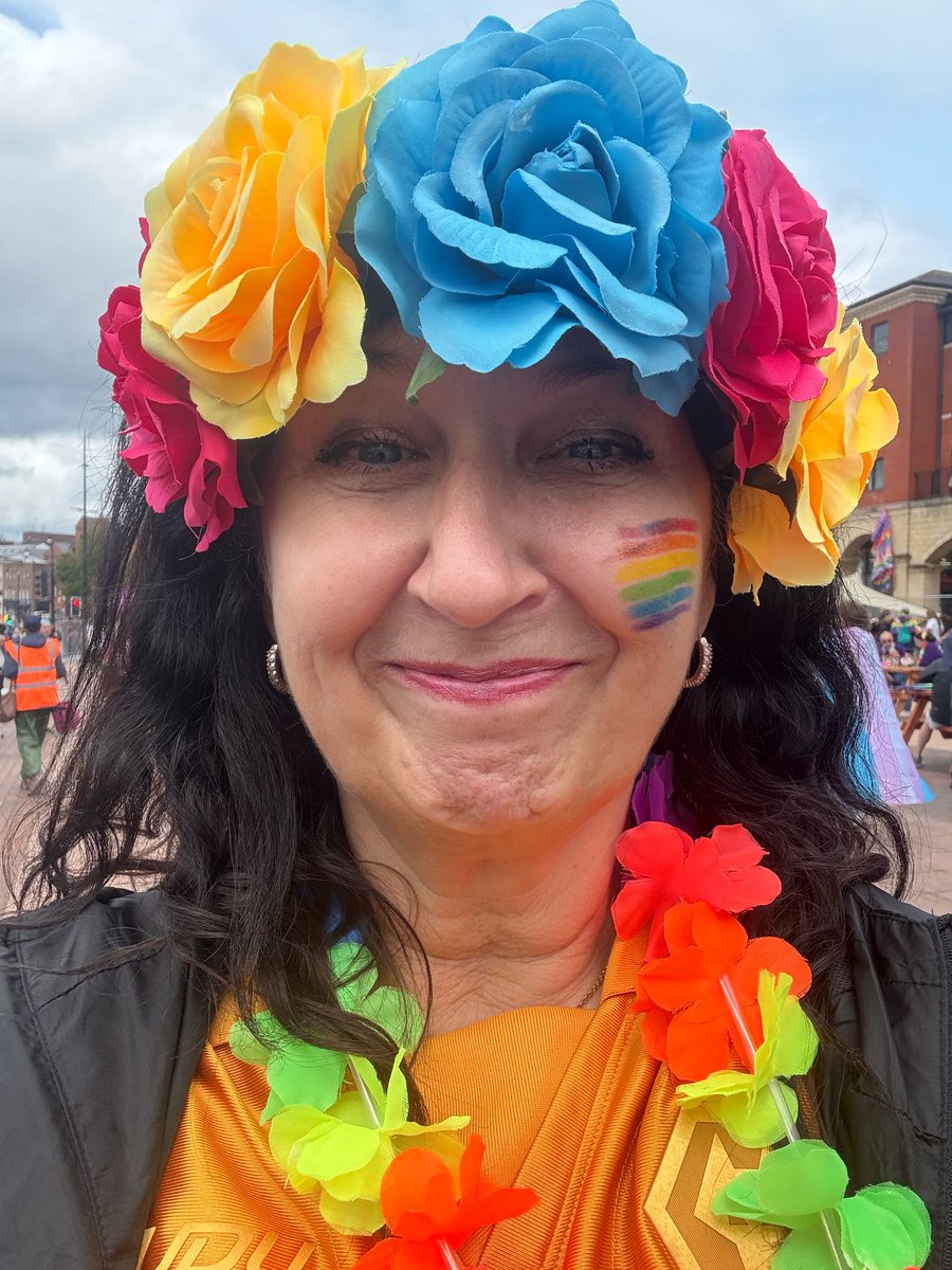 Councillors Simon Bennett and Wendy Dalton attended Wolverhampton Pride on Saturday, which saw the city come together in support of all groups and backgrounds 🏳️‍🌈