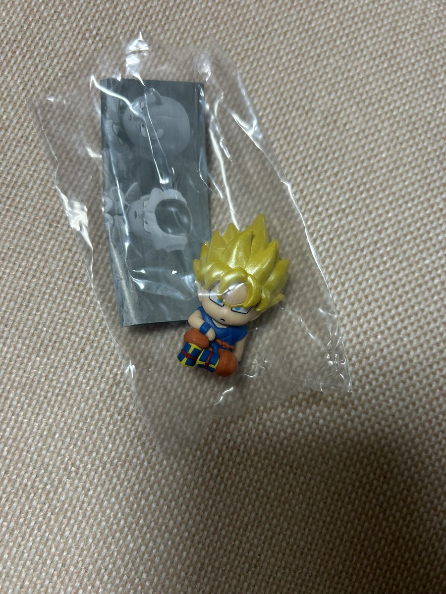 oppksnnd's tweet photo. まちぼうけ　ドラゴンボール2  ガチャ
交換探しています。

【譲】 超サイヤ人 孫悟空

【求】フリーザ

郵送での交換希望です。
お気軽にお声掛けください🙇🏻‍♀️

#まちぼうけドラゴンボール
#ドラゴンボールまちぼうけ
#ドラゴンボールガチャ https://t.co/qCLyDPVzrB