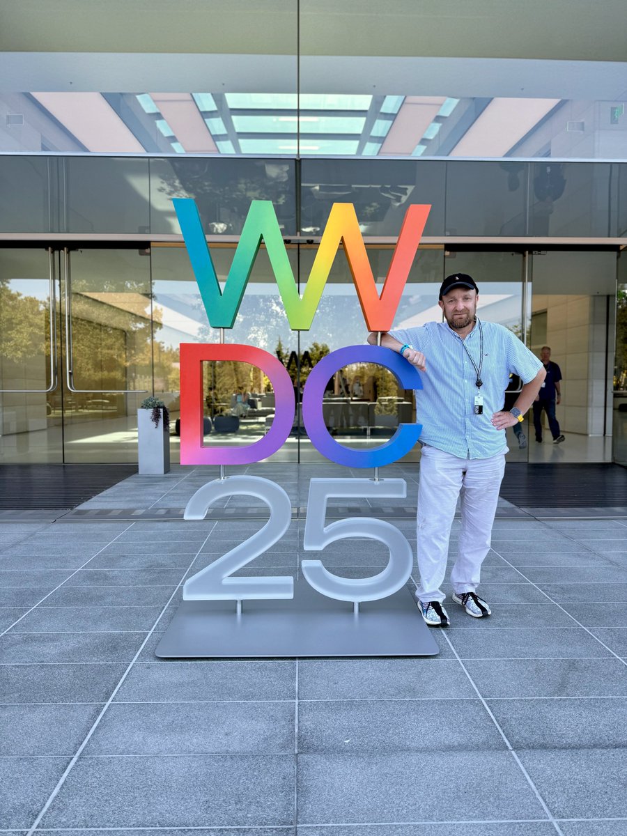 WaracleUK's tweet image. Day 1 at #WWDC25 is in the books for our Lead iOS Developer, Mirek Petricek! 🍏

We'd love to hear your thoughts on the updates! 👀

#WWDC #iOSDeveloper #AppleIntelligence #AppleWWDC2025