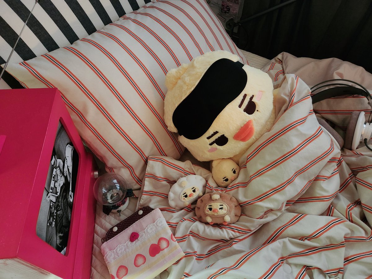 ♪♪(oᐛ)o～♪♪  😪 ᶻ 𝗓 𐰁ᶻ 𝗓 𐰁......