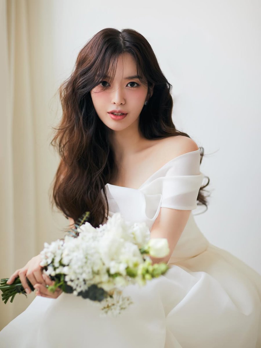dohwafolder's tweet photo. our baby is really getting married 🥹🥹 https://t.co/jsV07B8Bhy